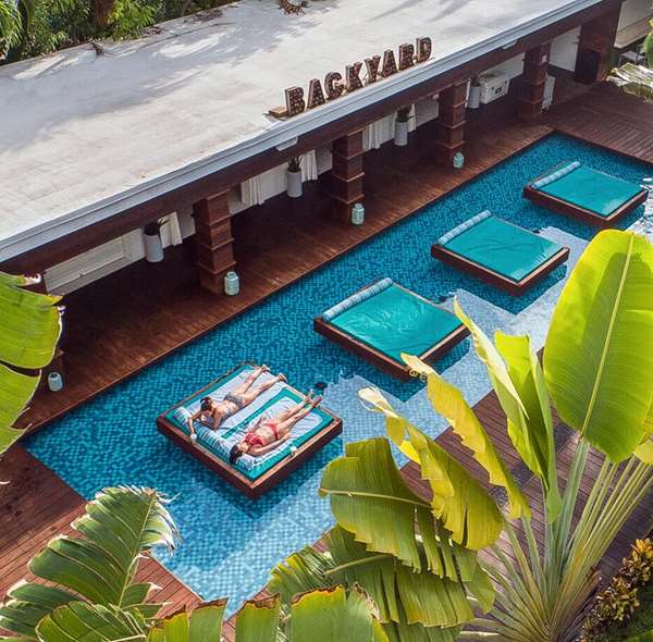 Pool - Marseilles Beachfront Hotel Miami Beach