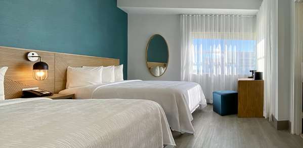  - Marseilles Beachfront Hotel Miami Beach