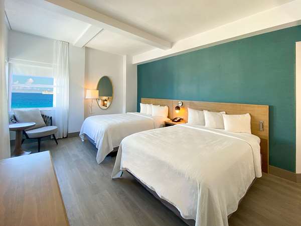 Suite - Marseilles Beachfront Hotel Miami Beach