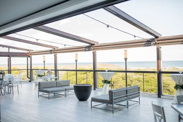 Exterior view - Icona Windrift Resort Avalon