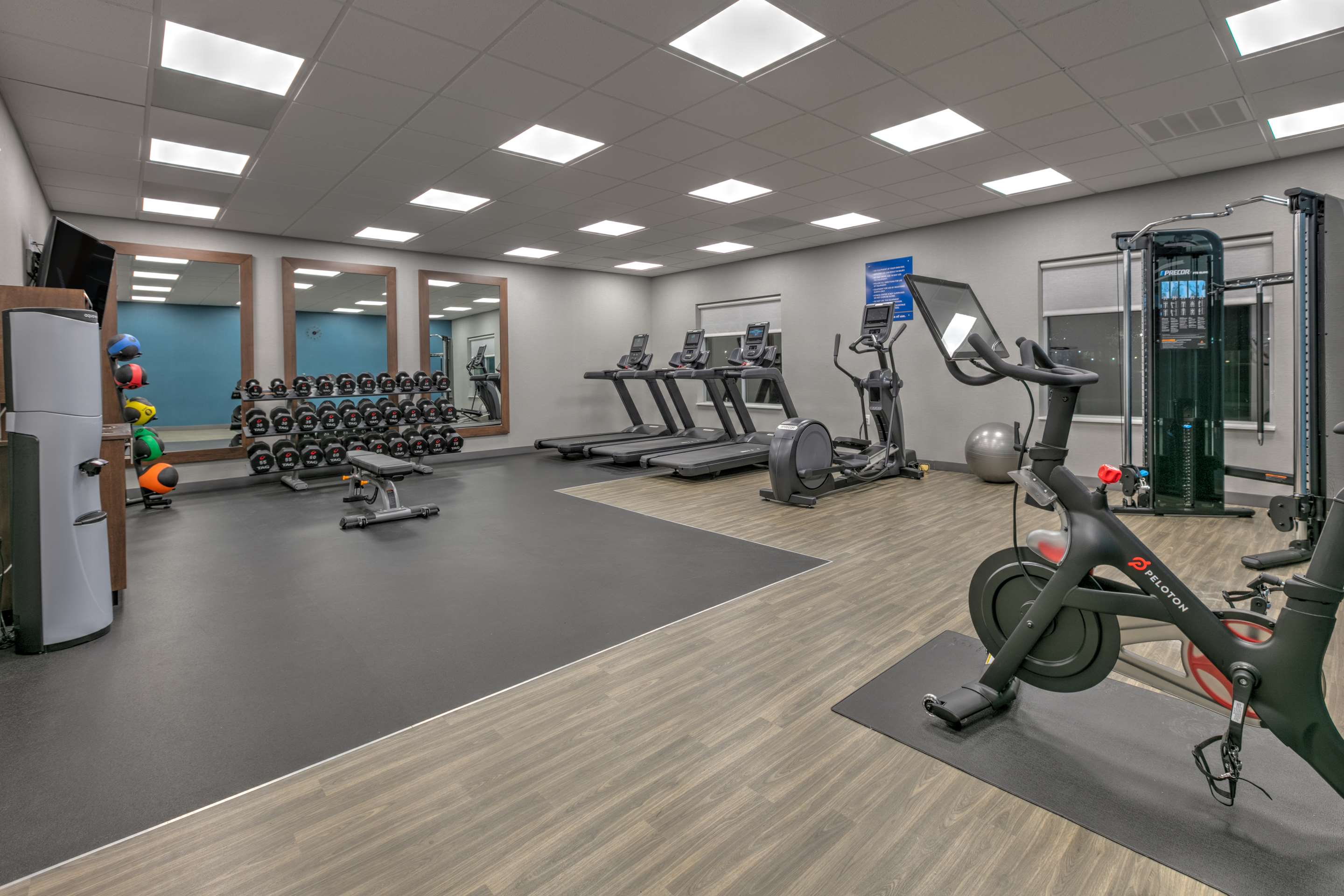 Health club fitness center gym | Hampton Inn & Suites Port Lavaca, Tx