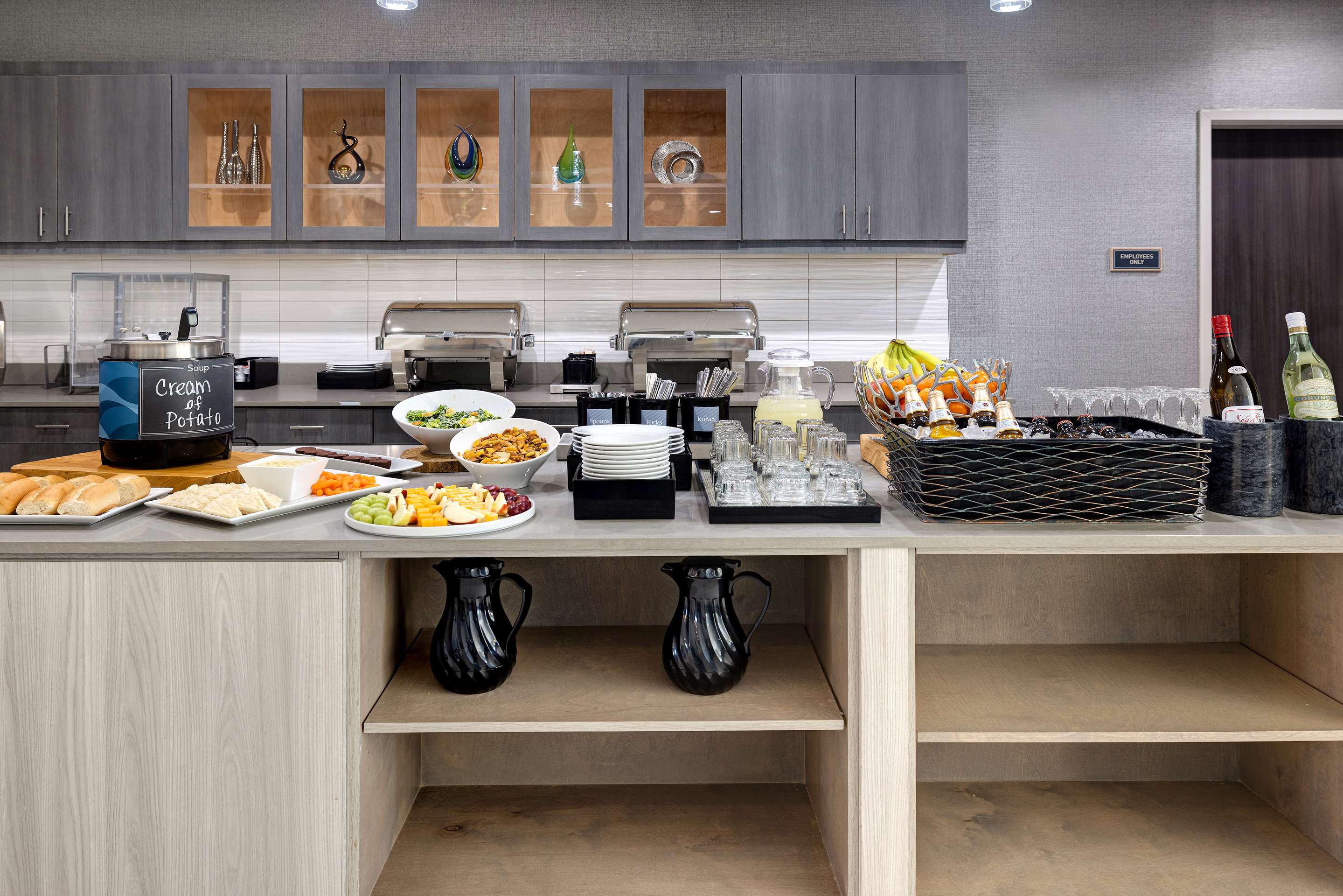 Breakfast Area | Homewood Suites by Hilton Oklahoma City Quail Springs