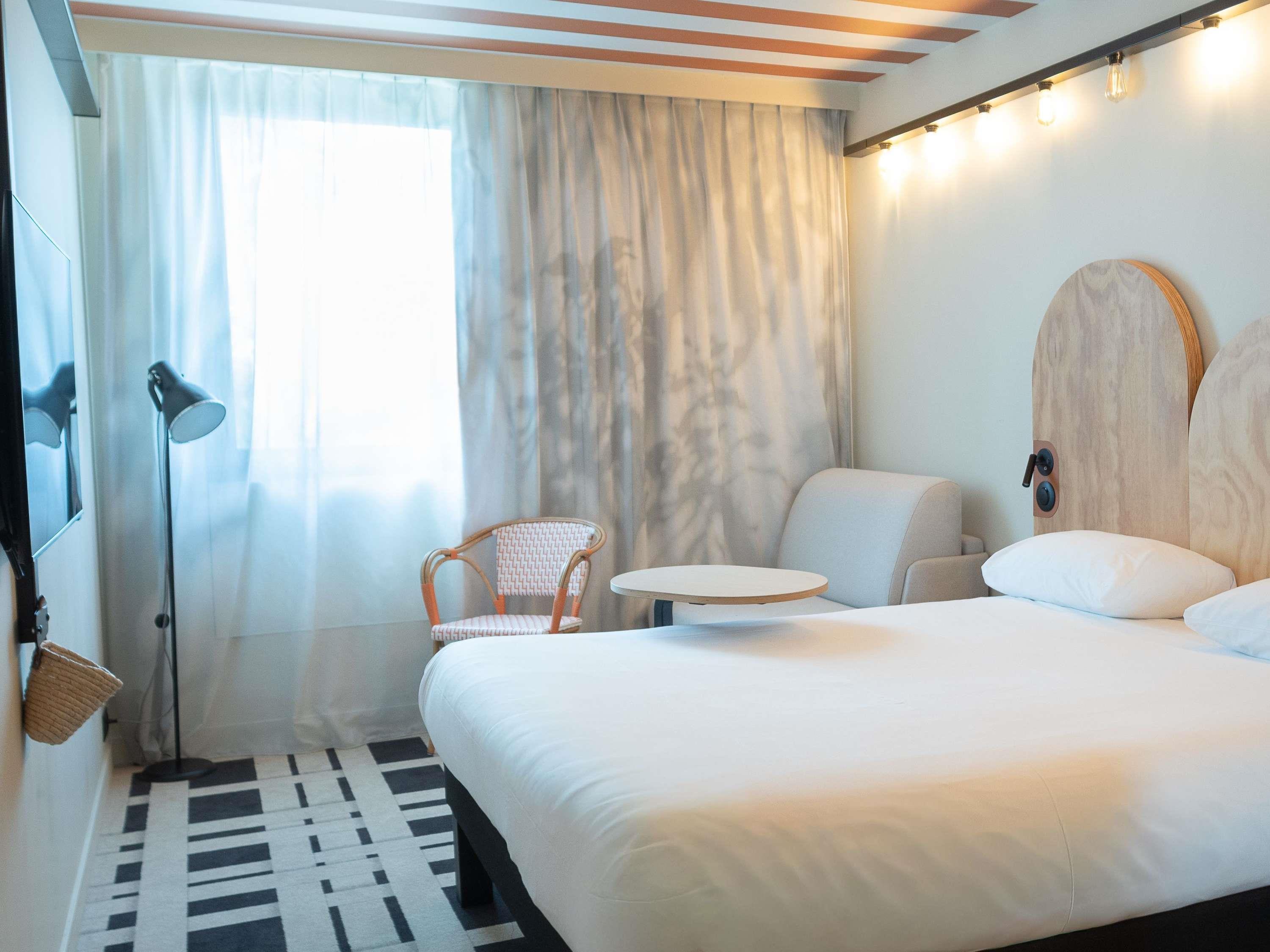 Ibis Styles Montauban - Tap to explore photos