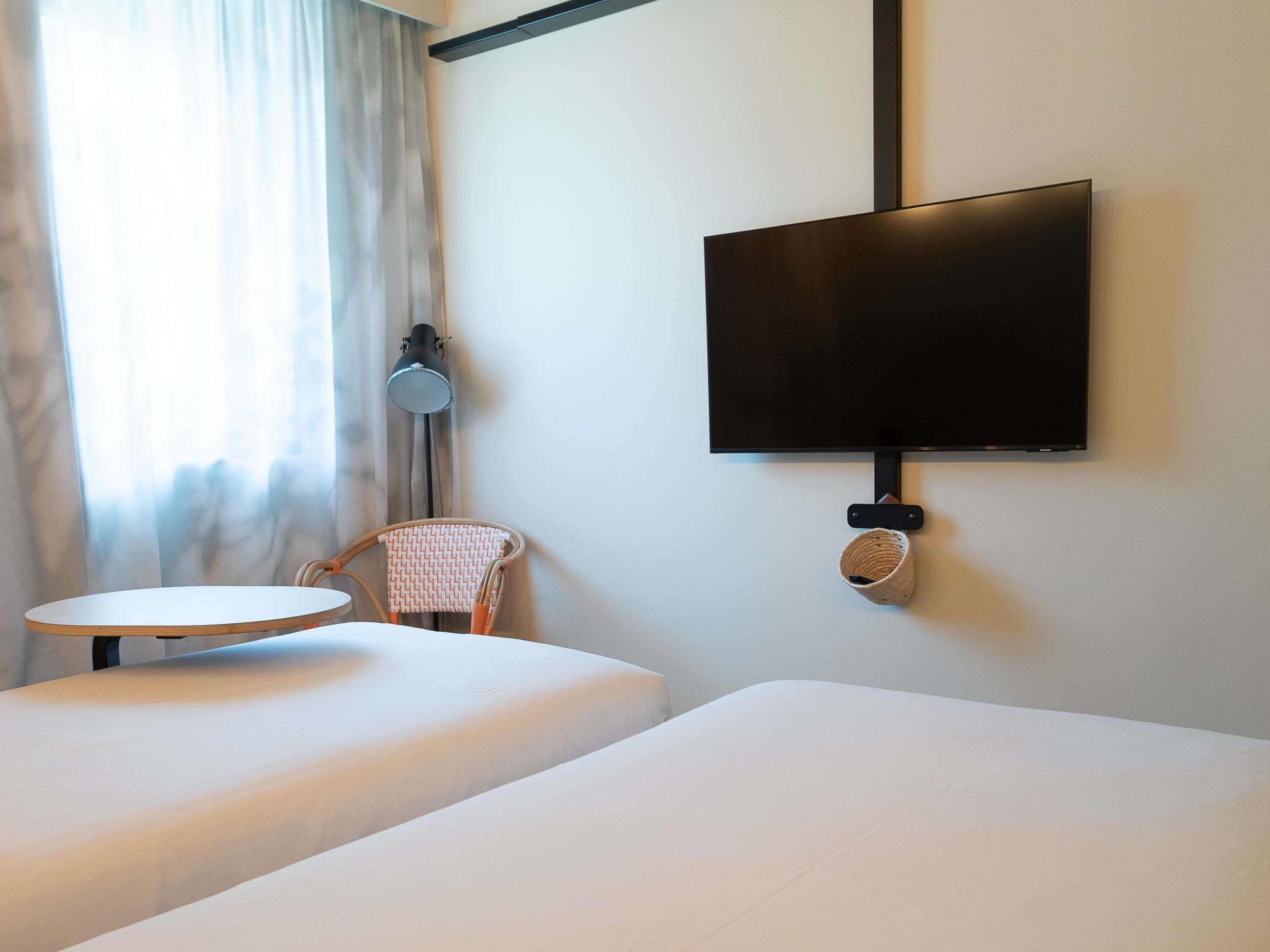 Ibis Styles Montauban Room Type - Standard Room with 2 single beds