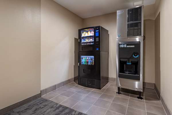  - Sleep Inn & Suites Crosby