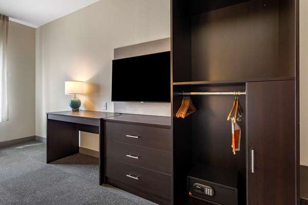  - Sleep Inn & Suites Crosby