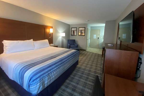  - AmericInn Williamsburg