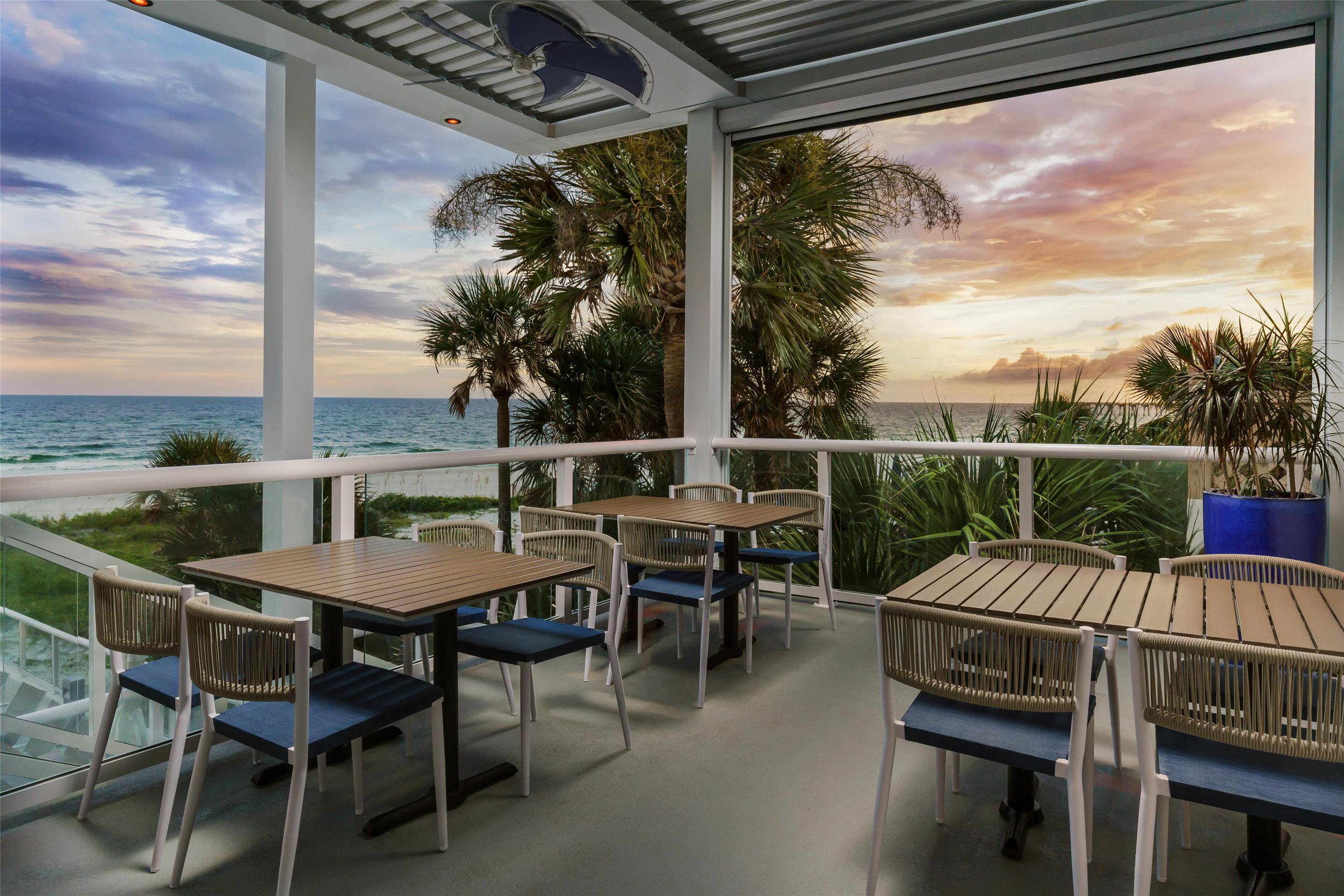 Patio Terrace | Hyatt Place Panama City Beach