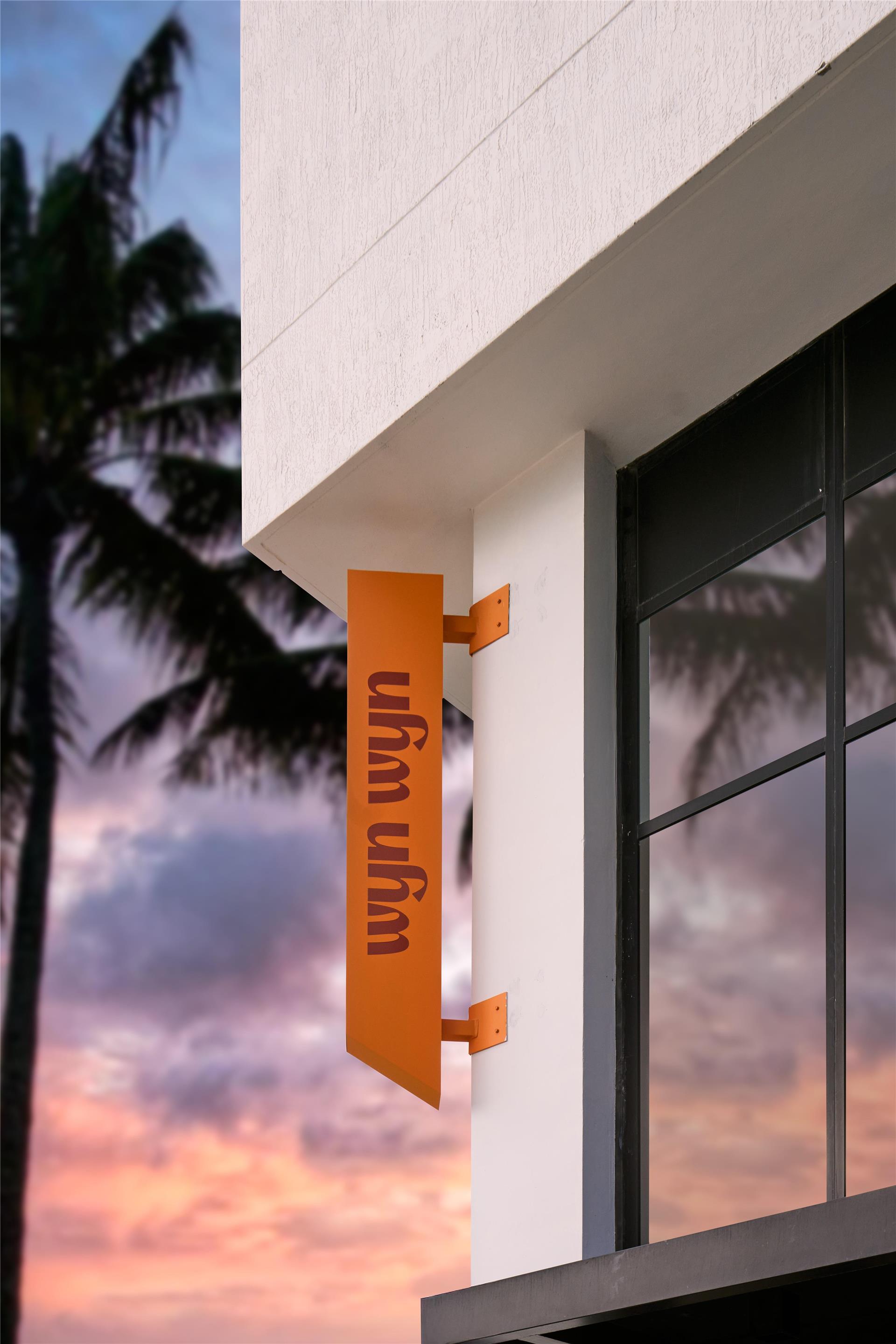DSC Grossmanphoto com | Arlo Wynwood