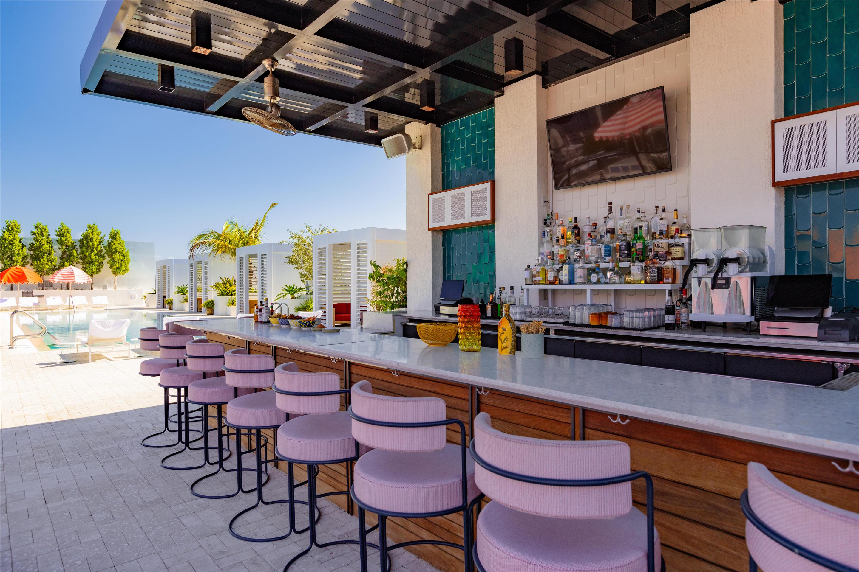 PublicSpace Rooftop Bar | Arlo Wynwood