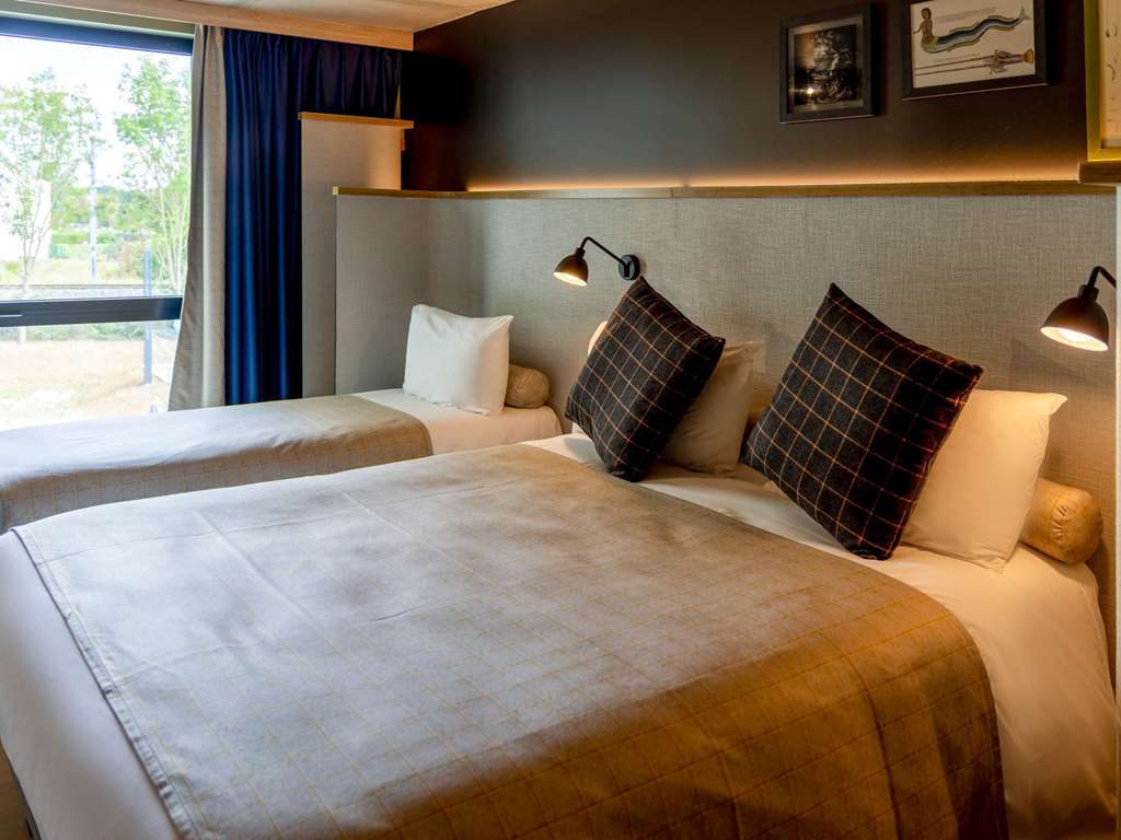 Greet Hotel La Rochelle Centre - Tap to explore photos