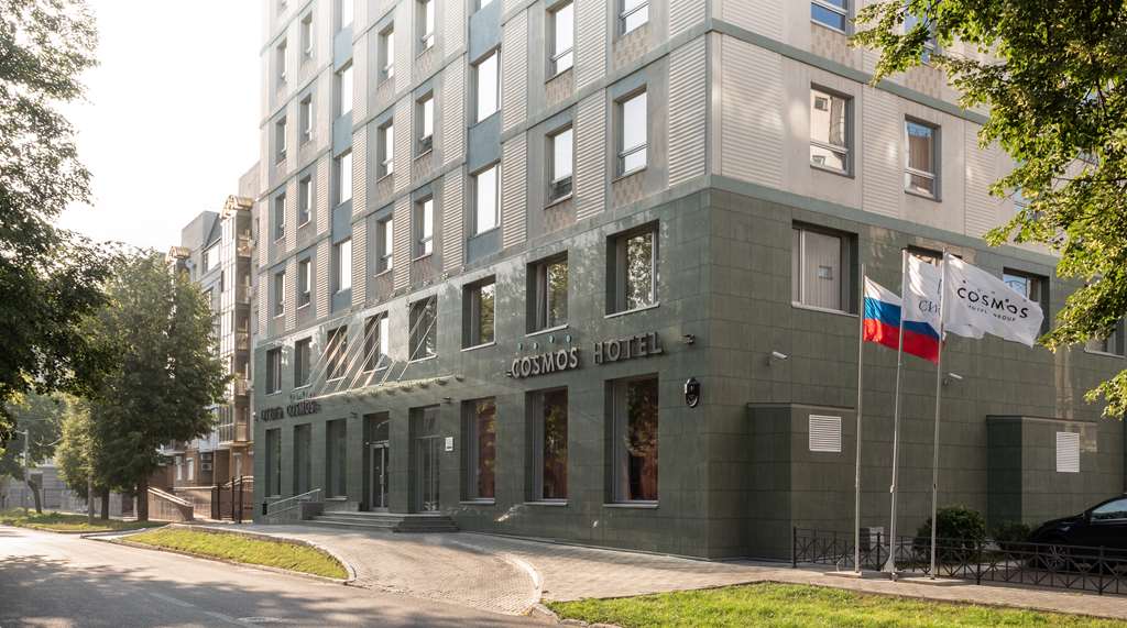 Cosmos Kazan Hotel, Radisson Individuals