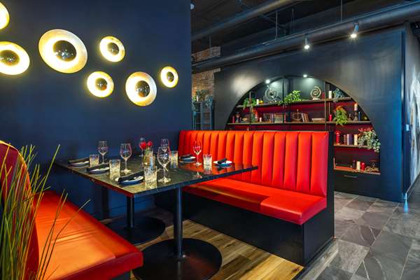 Restaurant - Halifax Tower Hotel & Conference Centre