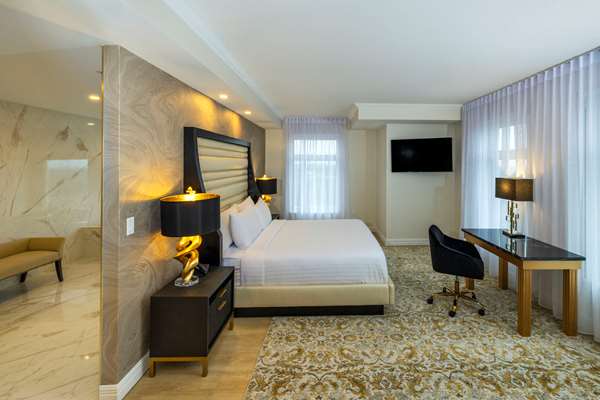 Suite - Halifax Tower Hotel & Conference Centre