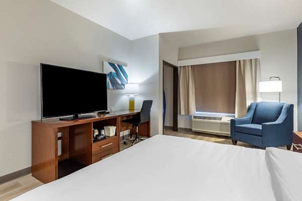 Suite - Comfort Inn & Suites Bennett - I-70, Exit 304