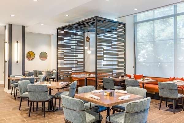 Restaurant - Cambria Hotel New Haven