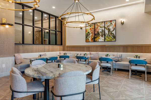 Restaurant - Cambria Hotel Downtown Columbia