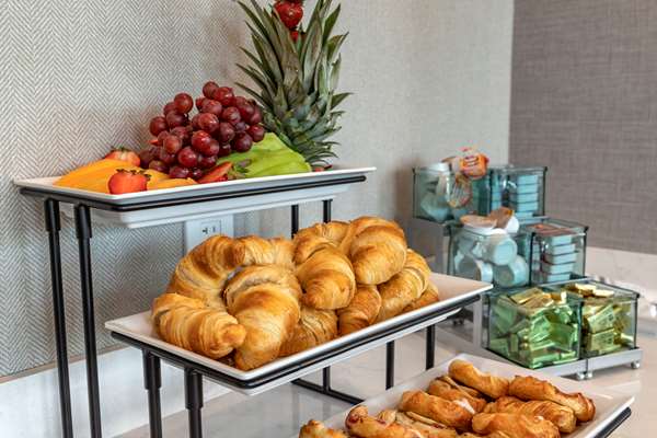 Restaurant - Cambria Hotel Downtown Columbia