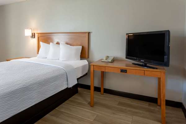  - Days Inn Birch Run - I-75, Exit 136