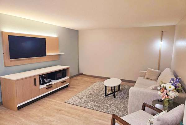  - Wyndham Garden Hotel Otsego