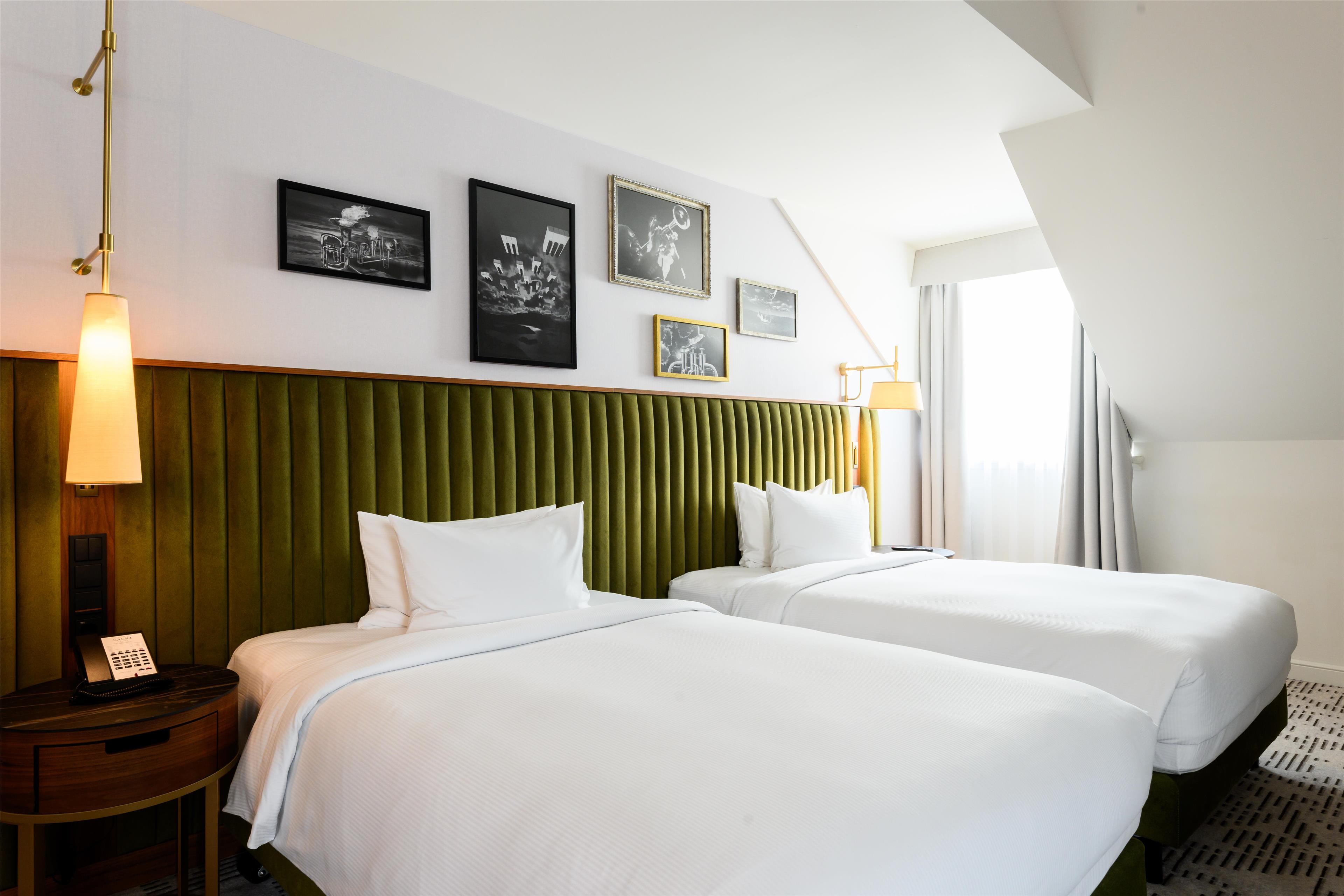 Hotel Saski Krakow, Curio collection by Hilton Room Type - TWO DBL BEDS DLX CRTYRD RM