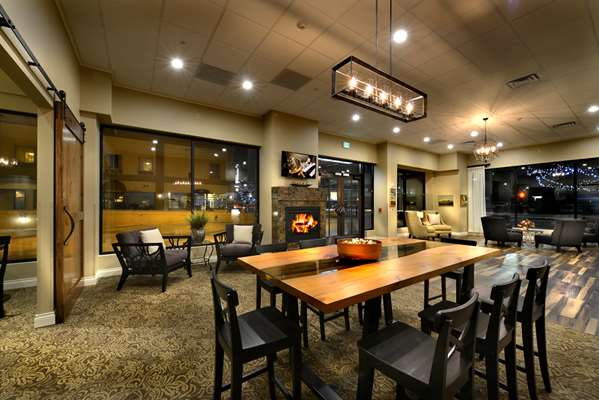  - Hotel Maison Yakima - I-82, Exit 33