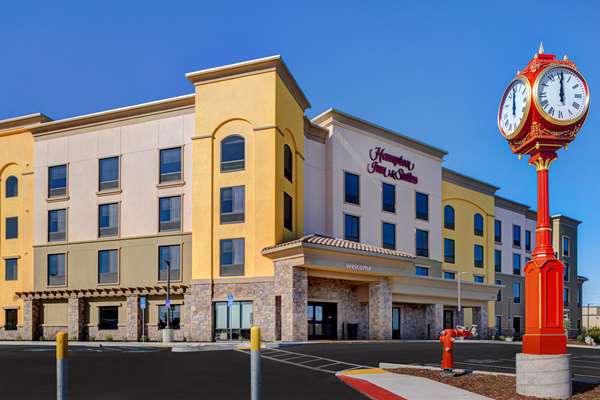 Exterior view - Hampton Inn & Suites Marina