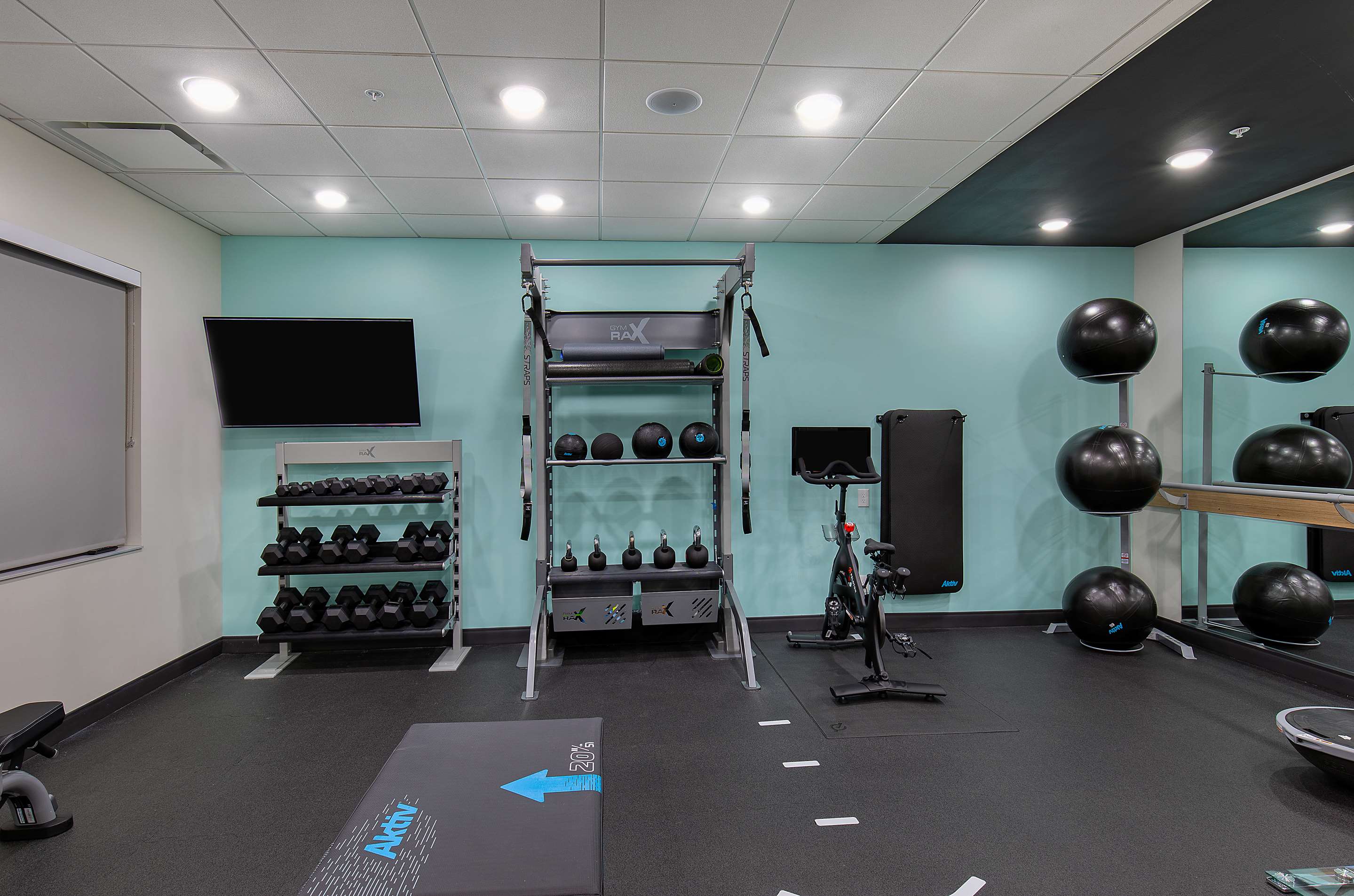 Health club fitness center gym | Tru By Hilton Lexington University Medical Center, Ky