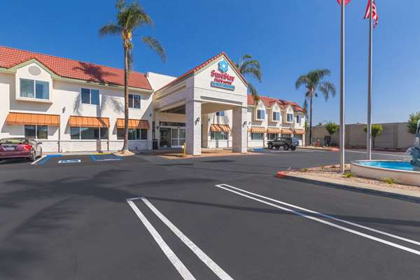 Exterior view - SureStay Plus Hotel by Best Western Upland