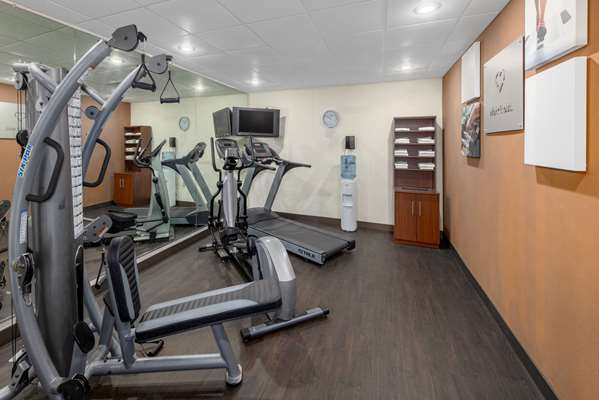 Fitness/ Exercise Room - Baymont Inn & Suites Pratt