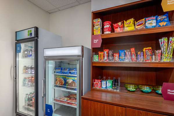  - Baymont Inn & Suites Pratt