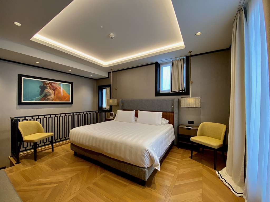 Guest photo