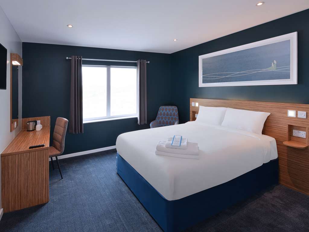 TRAVELODGE HEXHAM-guestroom-Guest Room,On-Site.jpg