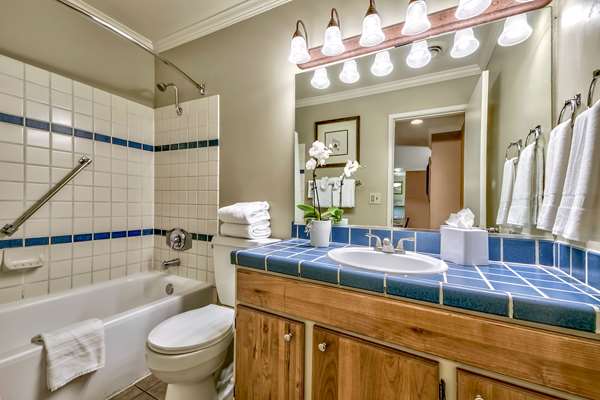 Suite - Forest Suites Resort South Lake Tahoe