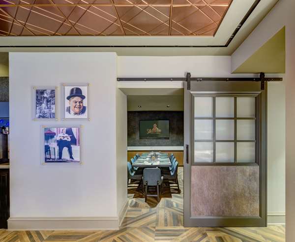 Restaurant - Embassy Suites Virginia Beach