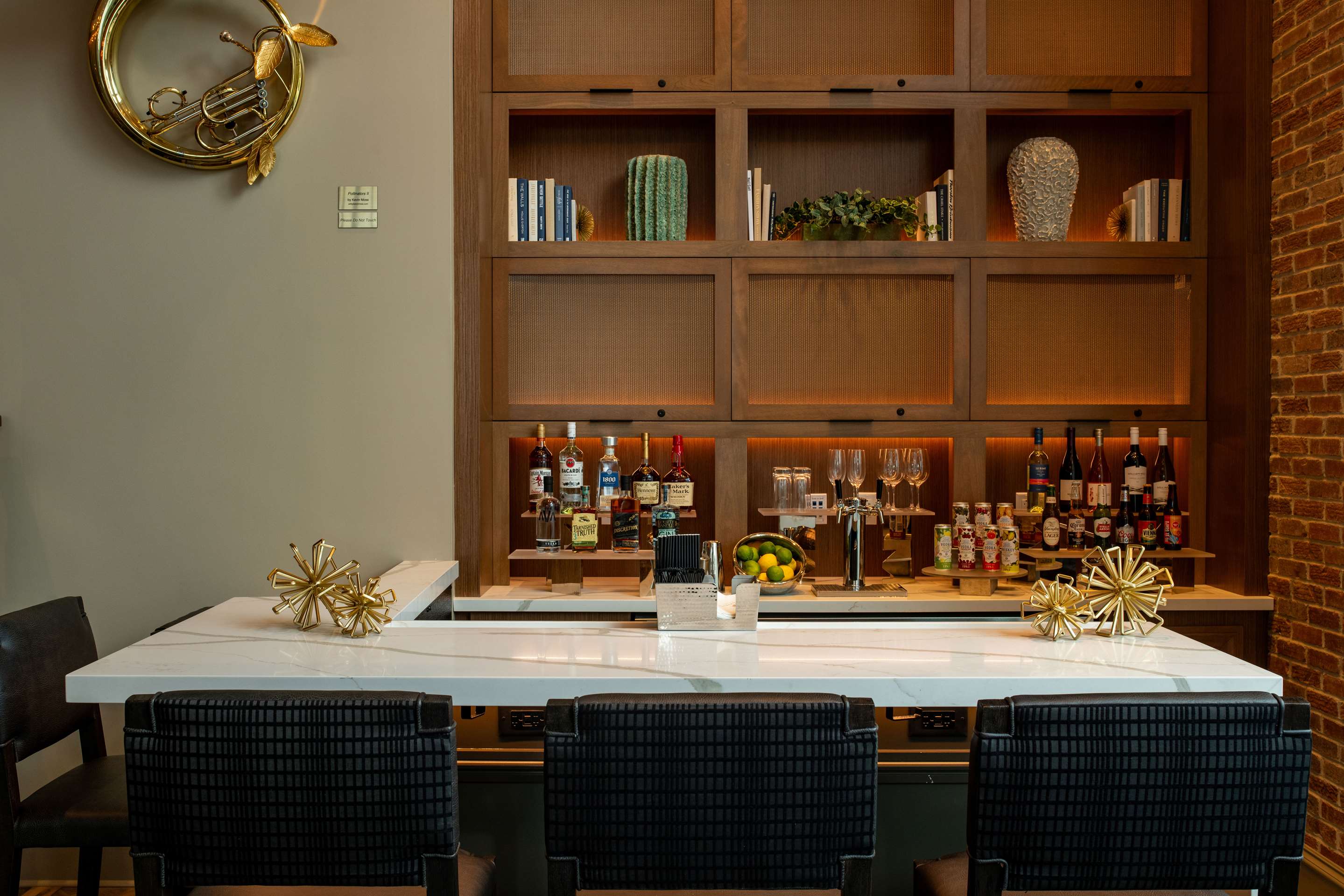 BarLounge | Embassy Suites by Hilton Virginia Beach Oceanfront Resort