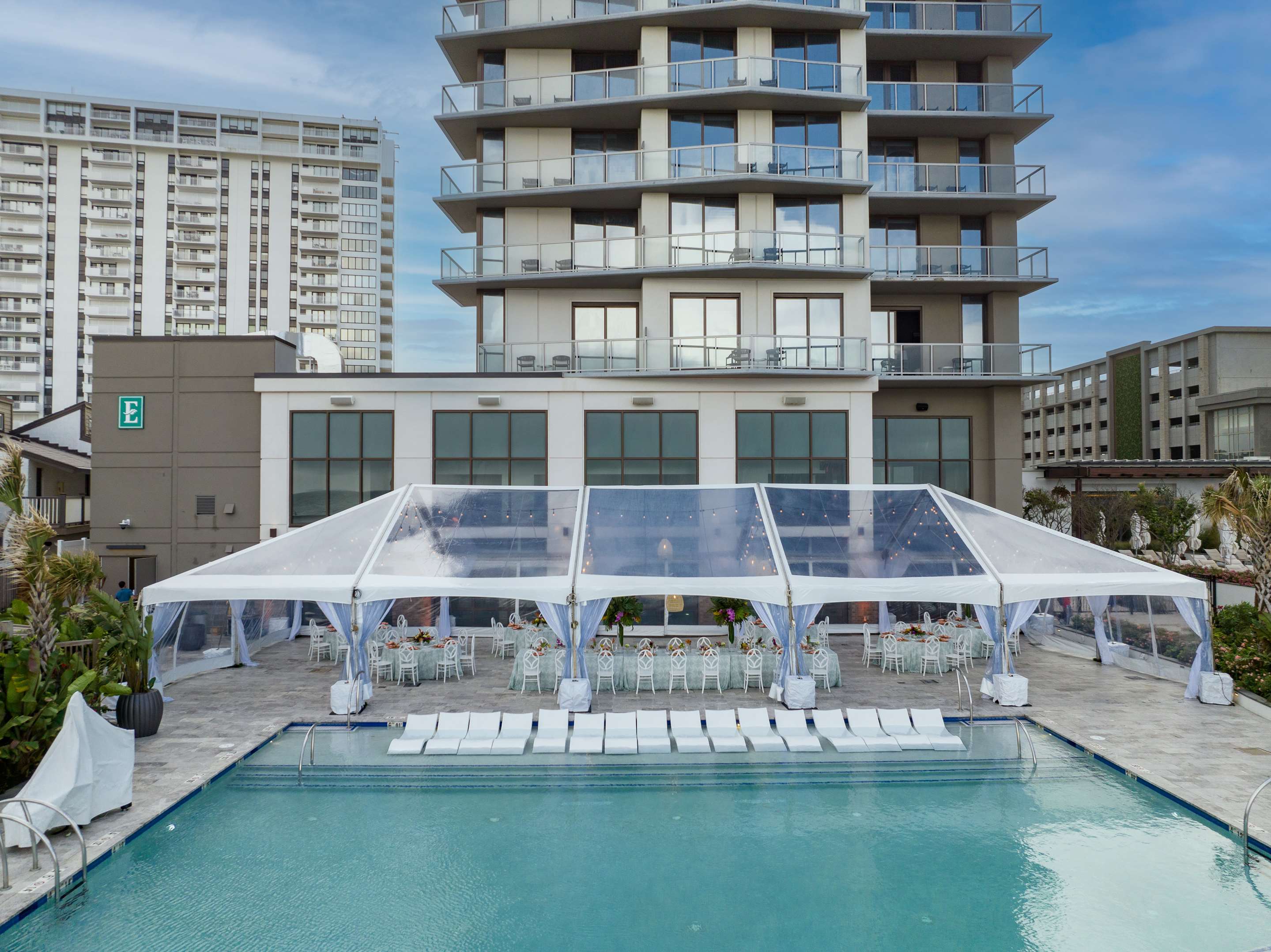 Pool | Embassy Suites by Hilton Virginia Beach Oceanfront Resort