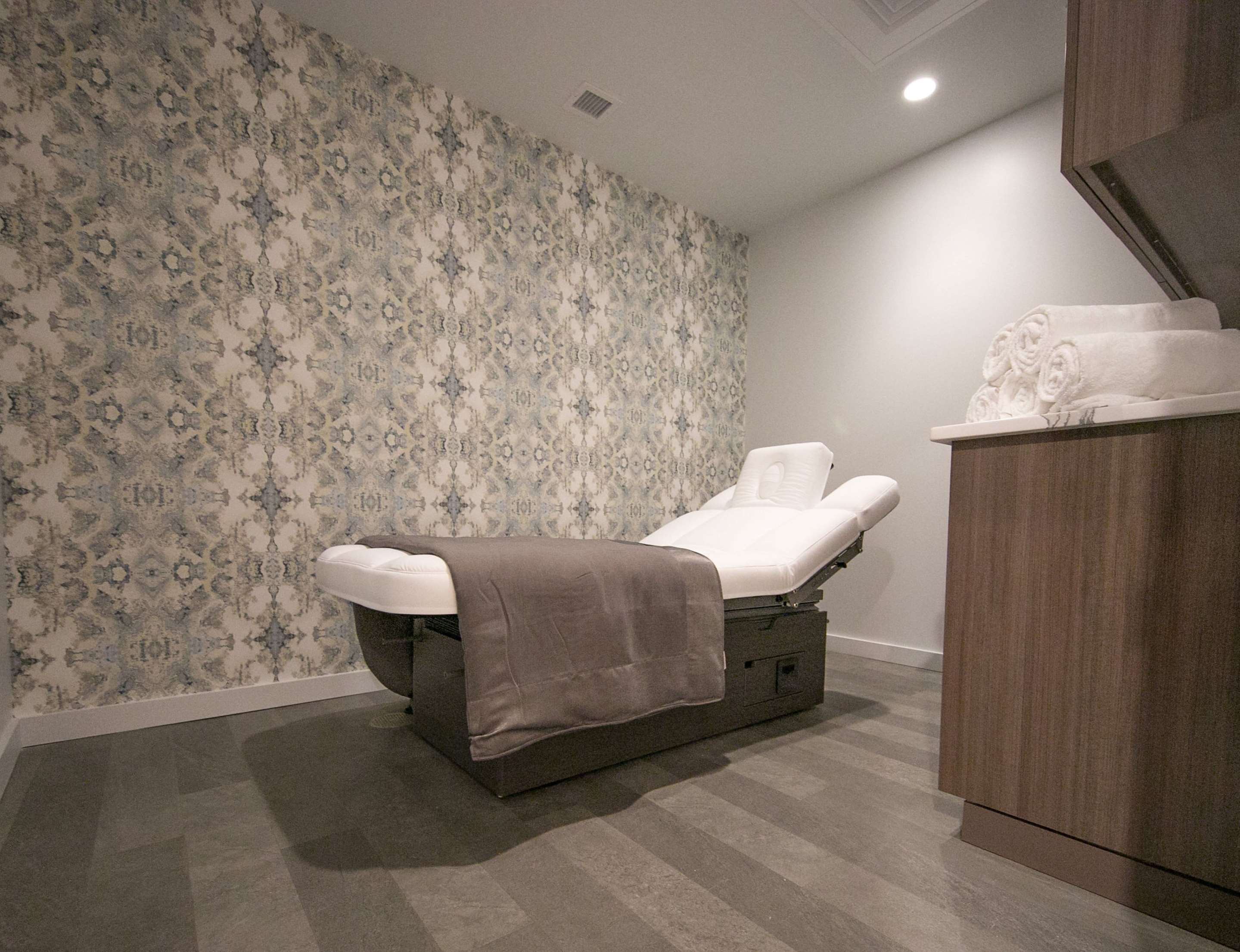 Spa | Embassy Suites by Hilton Virginia Beach Oceanfront Resort