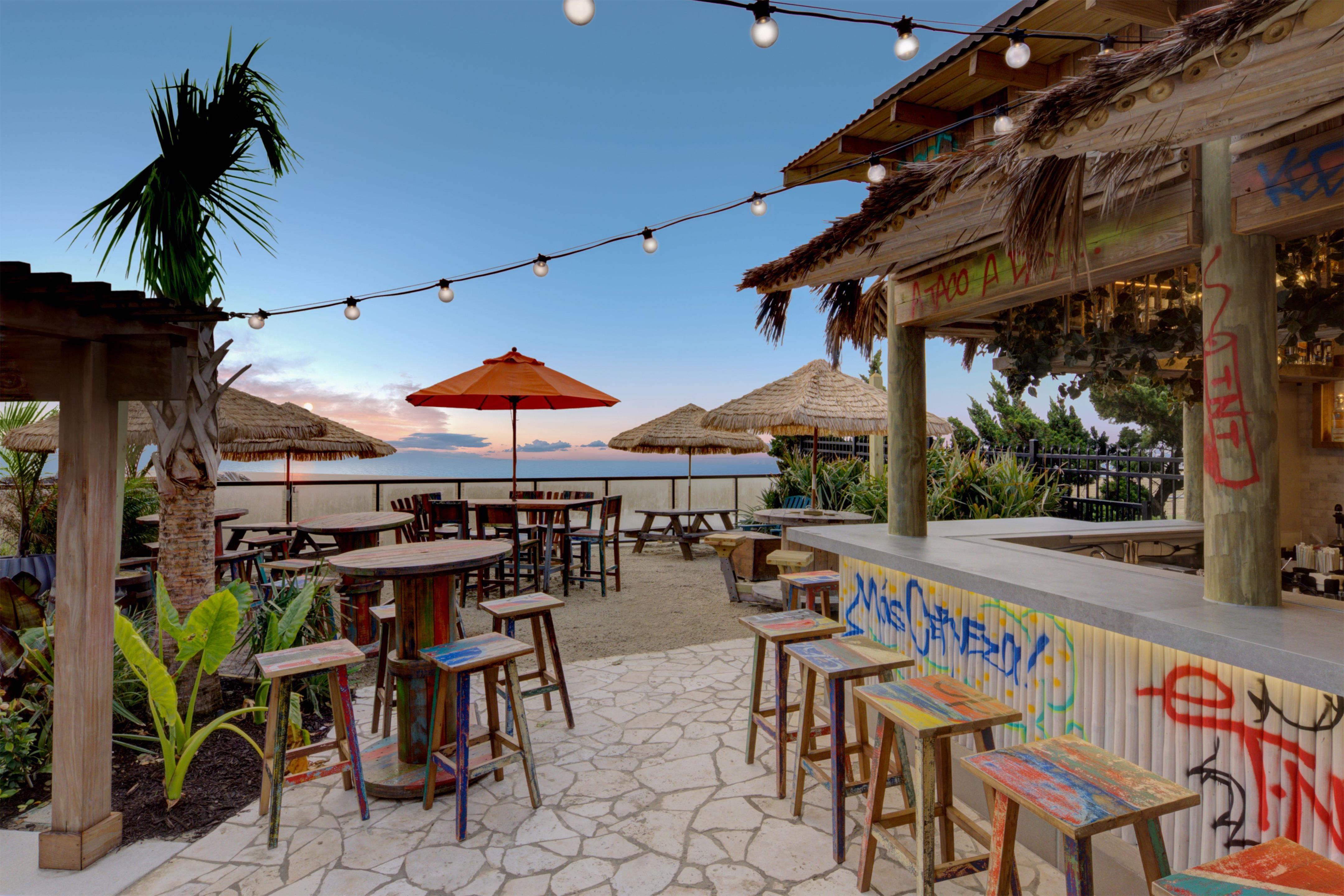 BarLounge | Embassy Suites by Hilton Virginia Beach Oceanfront Resort