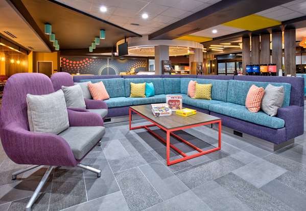  - Tru by Hilton Hotel San Antonio at the Rim - I-10, Exit 555