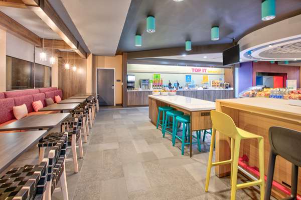 Amenities - Tru by Hilton Hotel San Antonio at the Rim - I-10, Exit 555