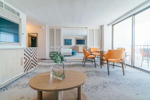  - Waikiki Beachcomber Resort by Outrigger