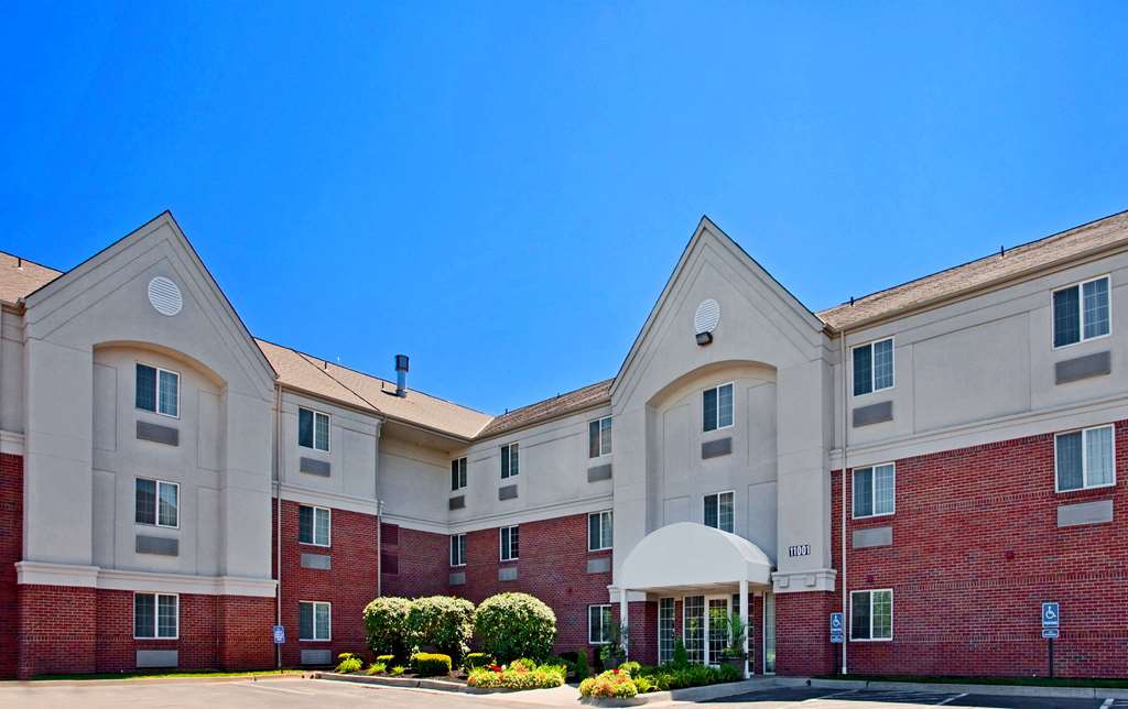 MainStay Suites