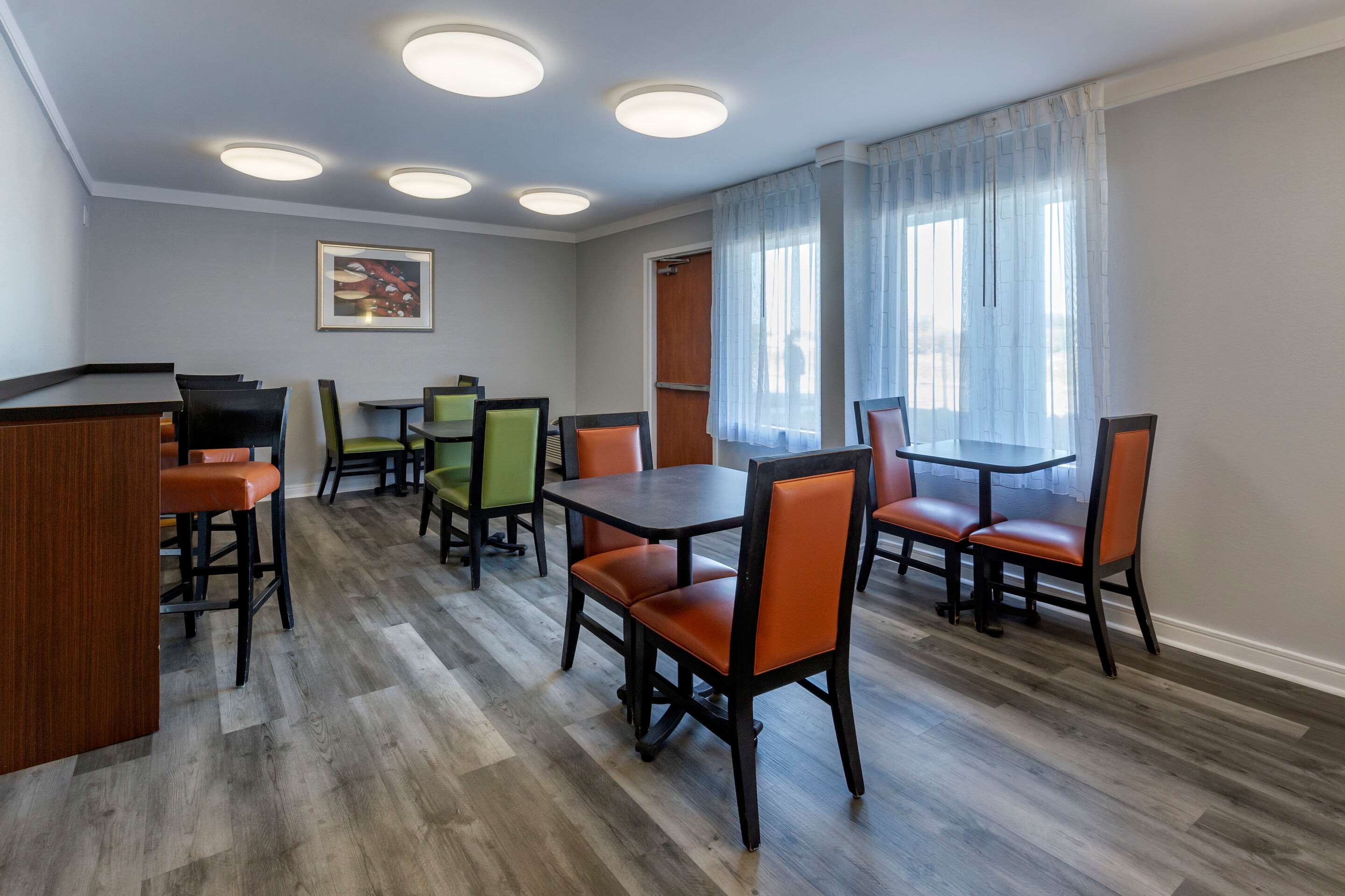 Breakfast area | Quality Inn Near Fort Liberty formerly Ft. Bragg