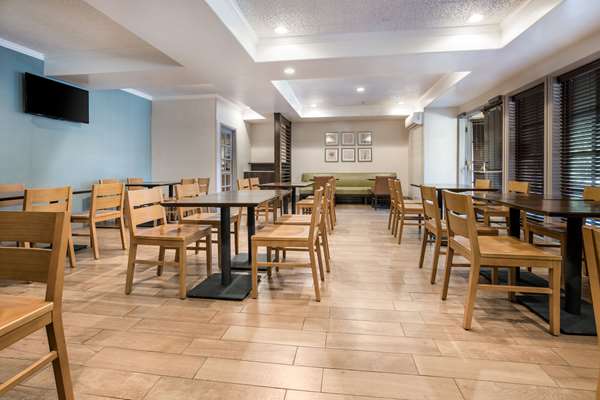 Amenities - MainStay Suites John Wayne Airport Santa Ana