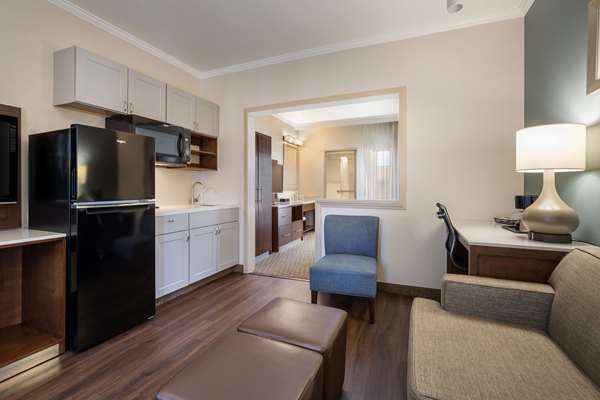 Suite - MainStay Suites John Wayne Airport Santa Ana