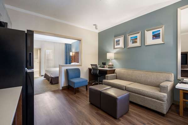 Suite - MainStay Suites John Wayne Airport Santa Ana