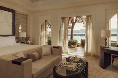 Beachfront Premier King Room