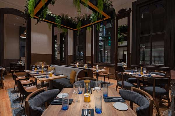 Restaurant - Hotel West & Main Conshohocken