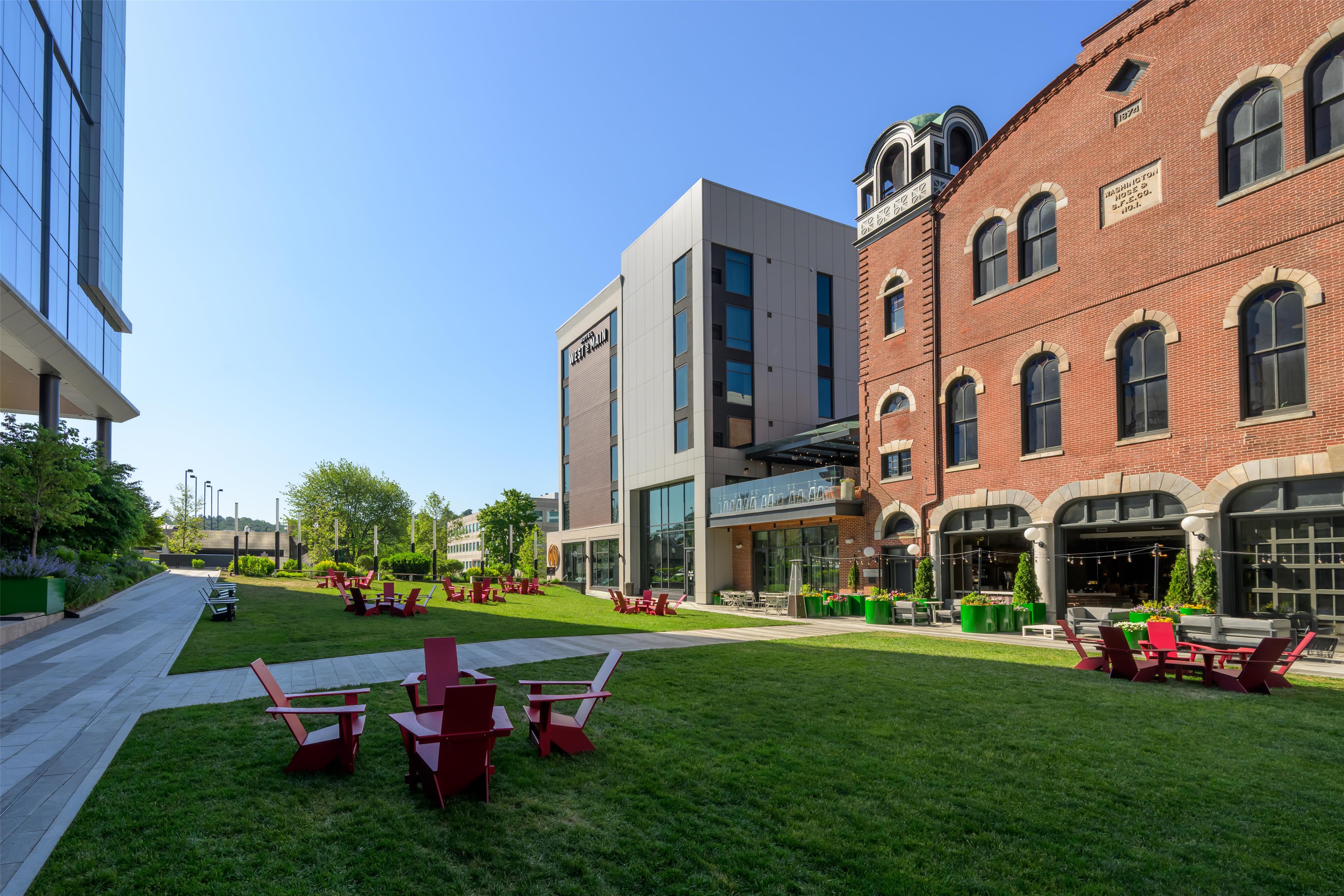 Exterior | Hotel West & Main Conshohocken Philadelphia, Tapestry Collection